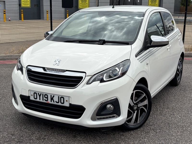 Peugeot 108 1.0 72 Collection 2-Tronic Black #7