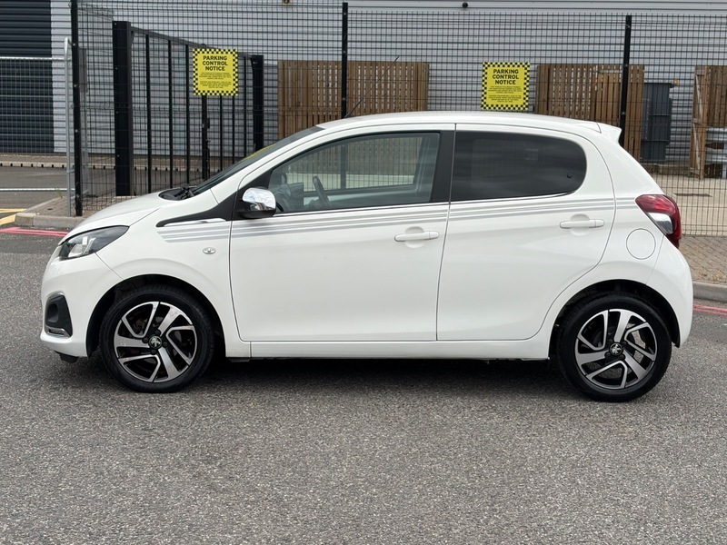 Peugeot 108 1.0 72 Collection 2-Tronic Black #10