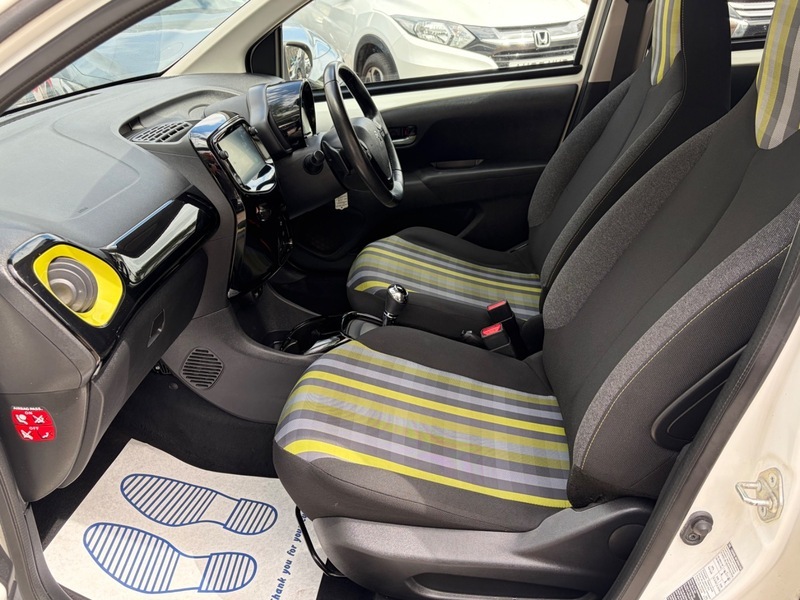 Peugeot 108 1.0 72 Collection 2-Tronic Black #12