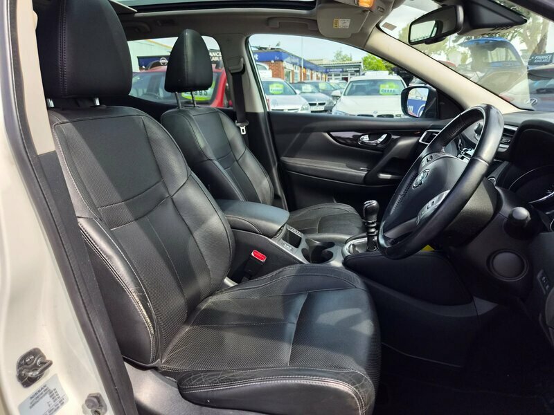 Nissan Qashqai Hatchback Blue #13