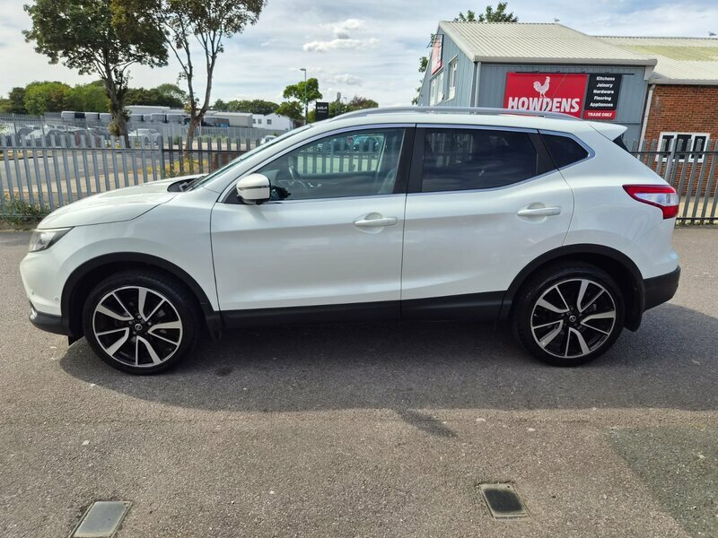 Nissan Qashqai 1.2-Qashqai-tekna-dig-t-5dr Grey #4