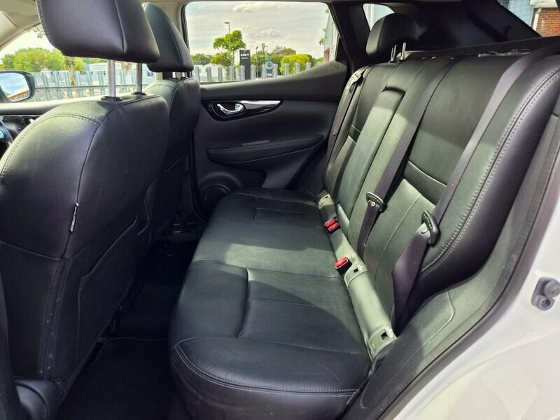 Nissan Qashqai Hatchback Blue #15