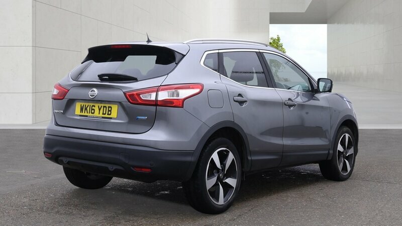 Nissan Qashqai 1.5-Qashqai-n-connecta-dci-5dr White #6