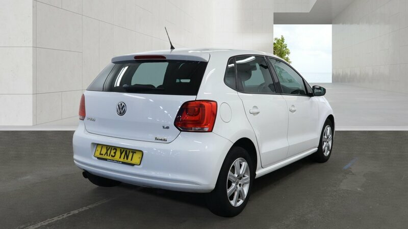 Volkswagen Polo 1.4-Polo-match-85-5dr White #6