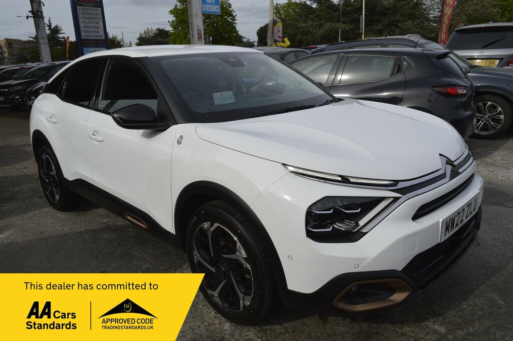 Citroen C4 Hatchback 1.2 Puretech C-series Edition 2022 White