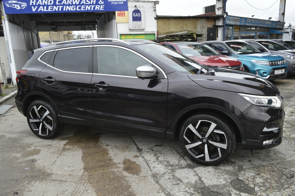 Nissan Qashqai Suv 1.3 Dig-t Tekna 2019 DA19CFX Black #6