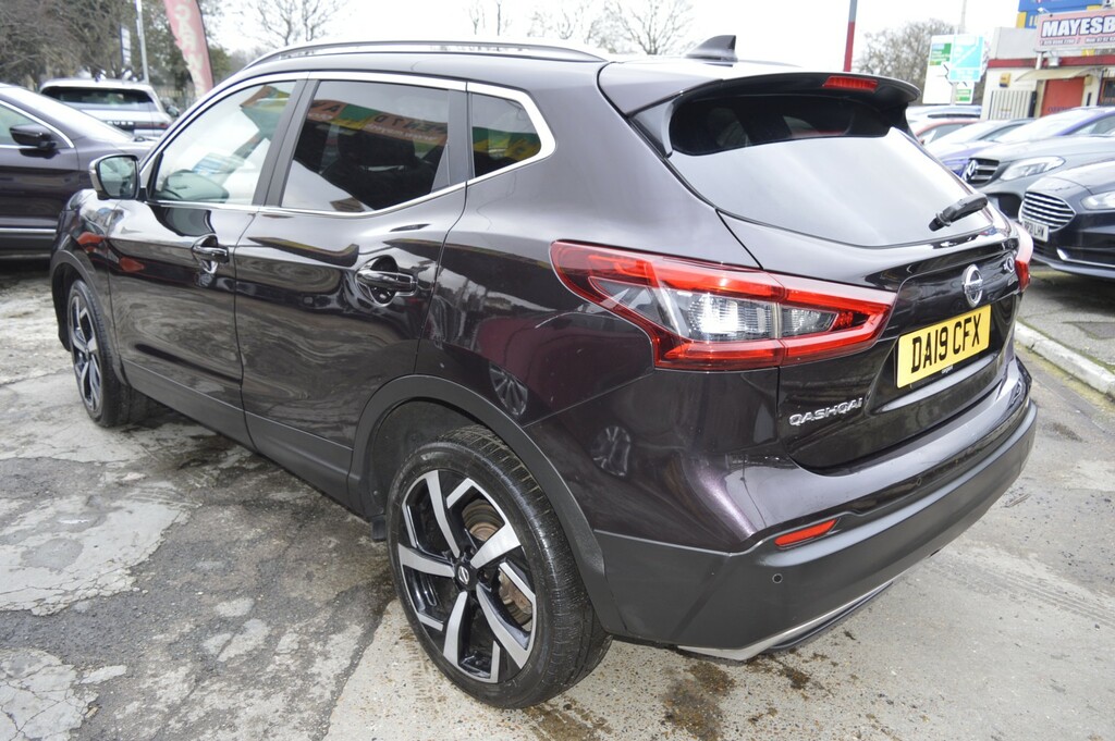 Nissan Qashqai Suv 1.3 Dig-t Tekna 2019 DA19CFX Black #4