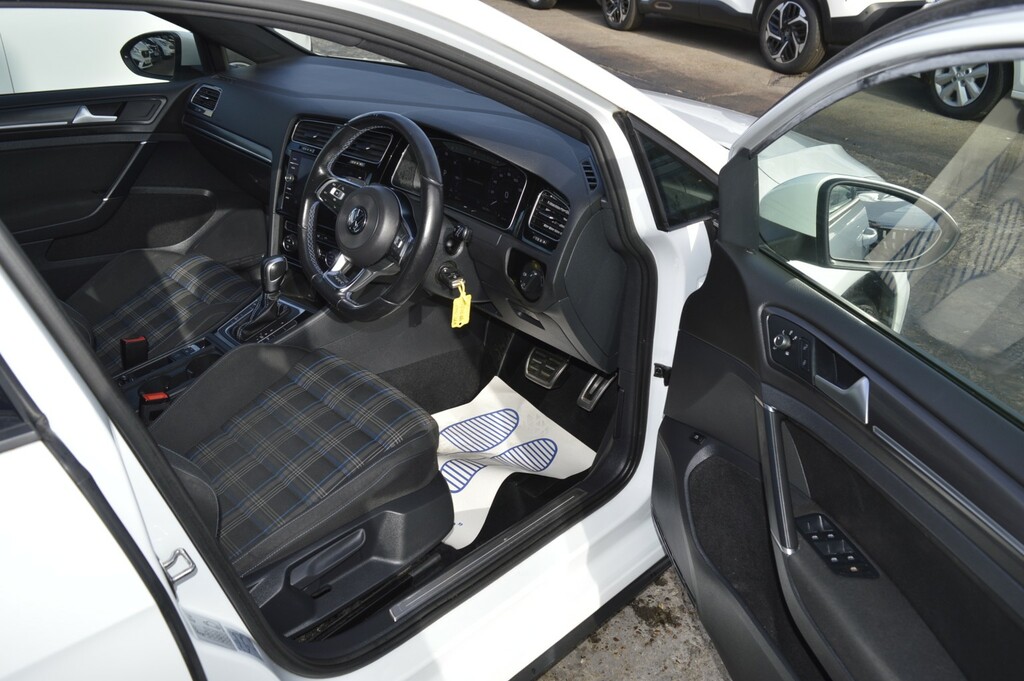 Volkswagen e-Golf Hrefused-volkswagen-golf-cardiff-glamorgan-5512 Blue #14