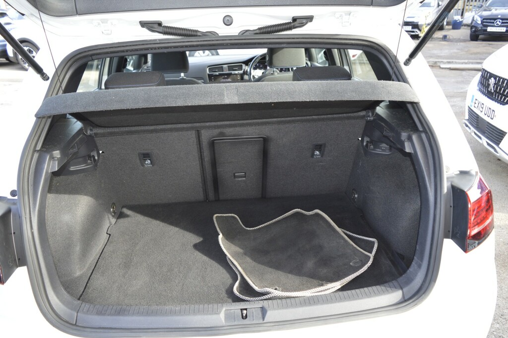 Volkswagen e-Golf Hrefused-volkswagen-golf-cardiff-glamorgan-5512 Blue #9