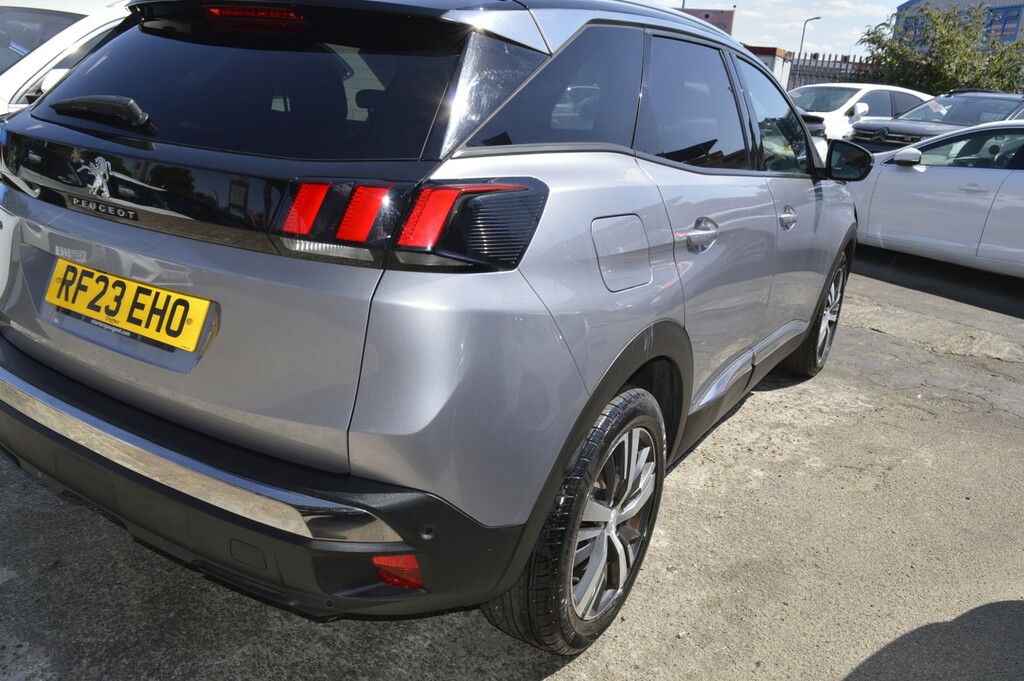 Peugeot 3008 1.2 3008 Allure Premium 1.2L Puretech 130 Eat8 Grey #2