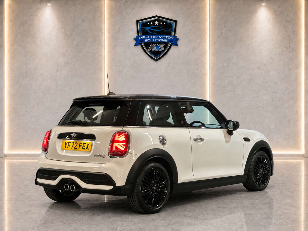 Mini Hatch Cooper S Exclusive YF72FEX White #5