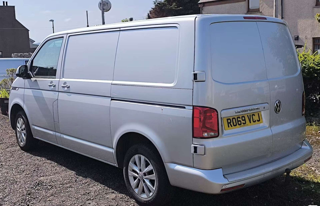 Volkswagen Transporter T28 Highline Tdi #4
