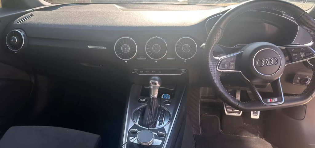 Audi TT Black Edition 45 Tfsi White #3