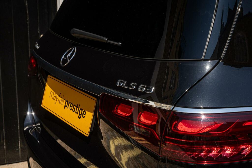 Mercedes-Benz GLS Class Gls 63 4Matic Night Edition Executive Tct Black #38