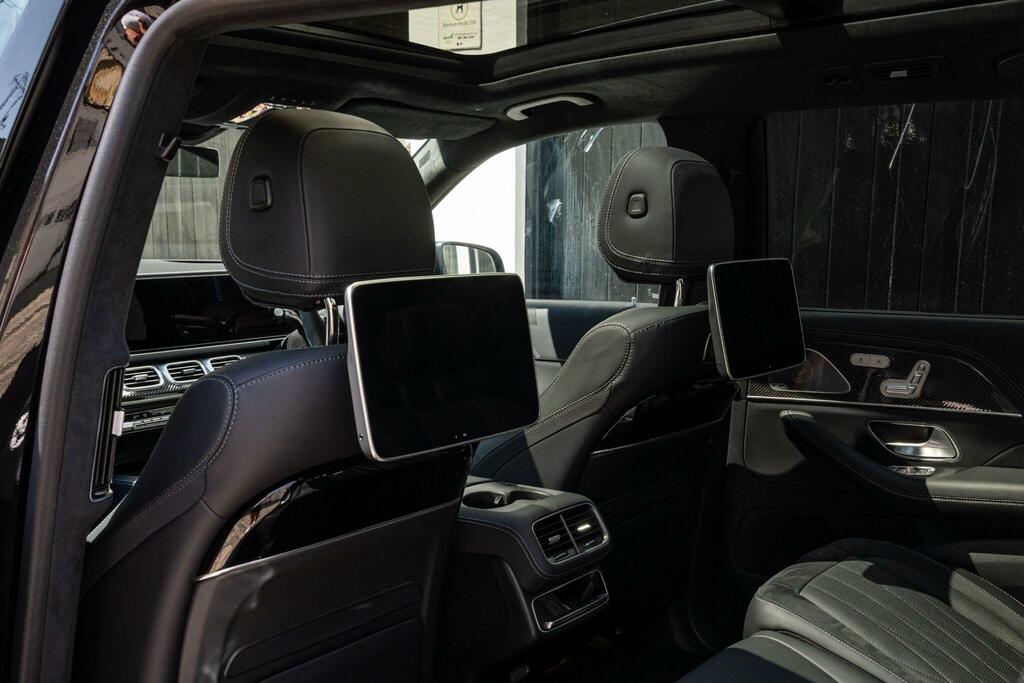Mercedes-Benz GLS Class Gls 63 4Matic Night Edition Executive Tct Black #21