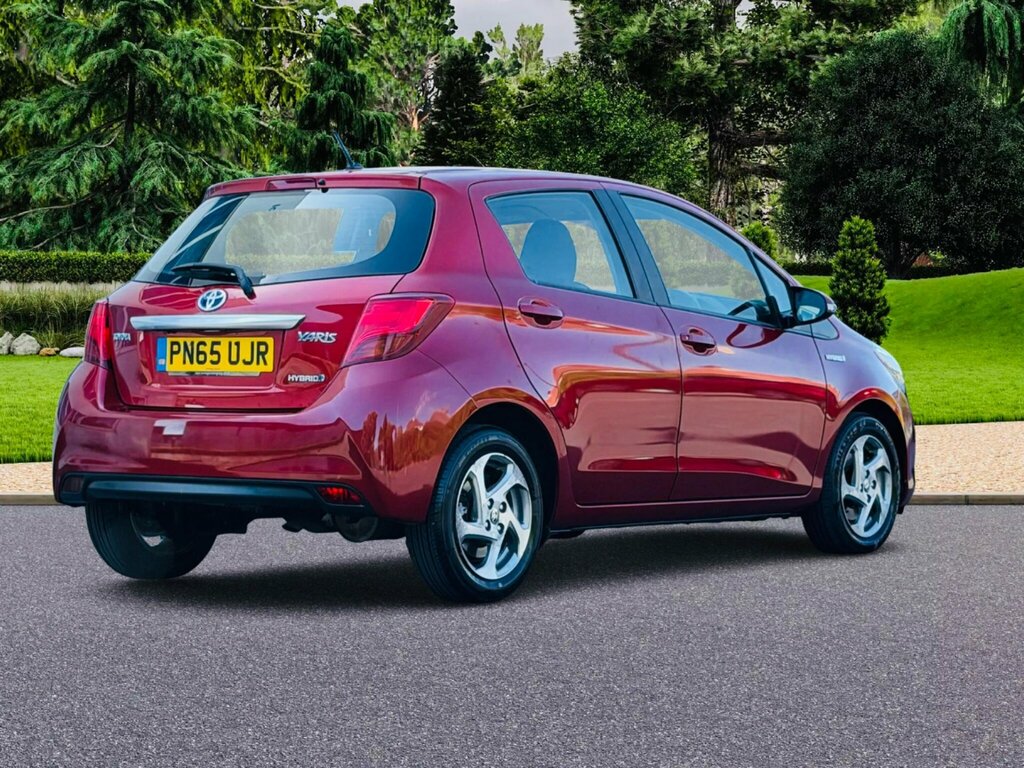 Toyota Yaris 1.5 Vvt-h Icon E-cvt Euro 6 PN65UJR Red #6