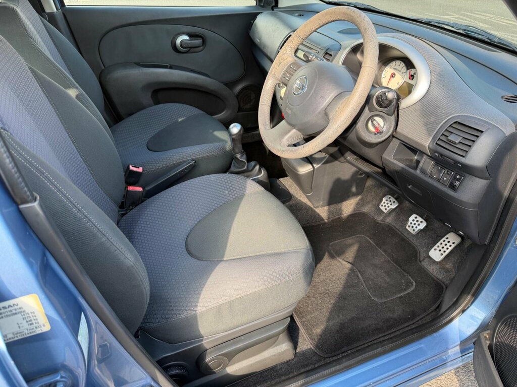 Nissan Micra Essenza Cc 2-Door Silver #9
