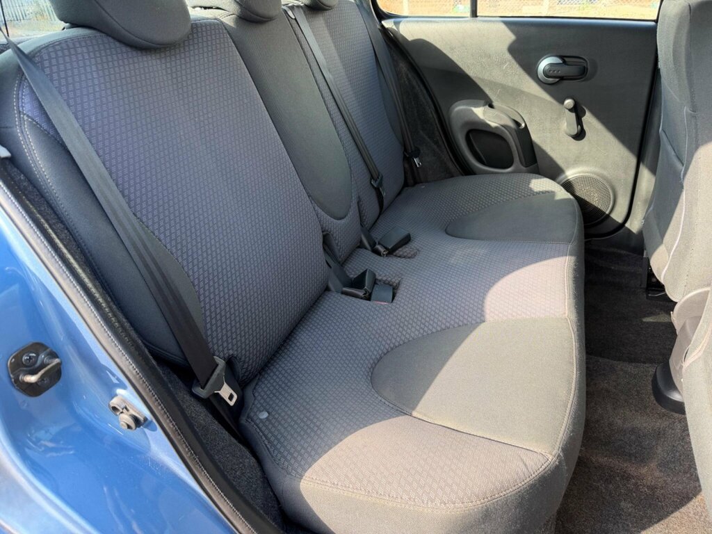 Nissan Micra Essenza Cc 2-Door Silver #13