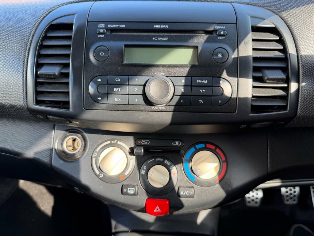 Nissan Micra Essenza Cc 2-Door Silver #17