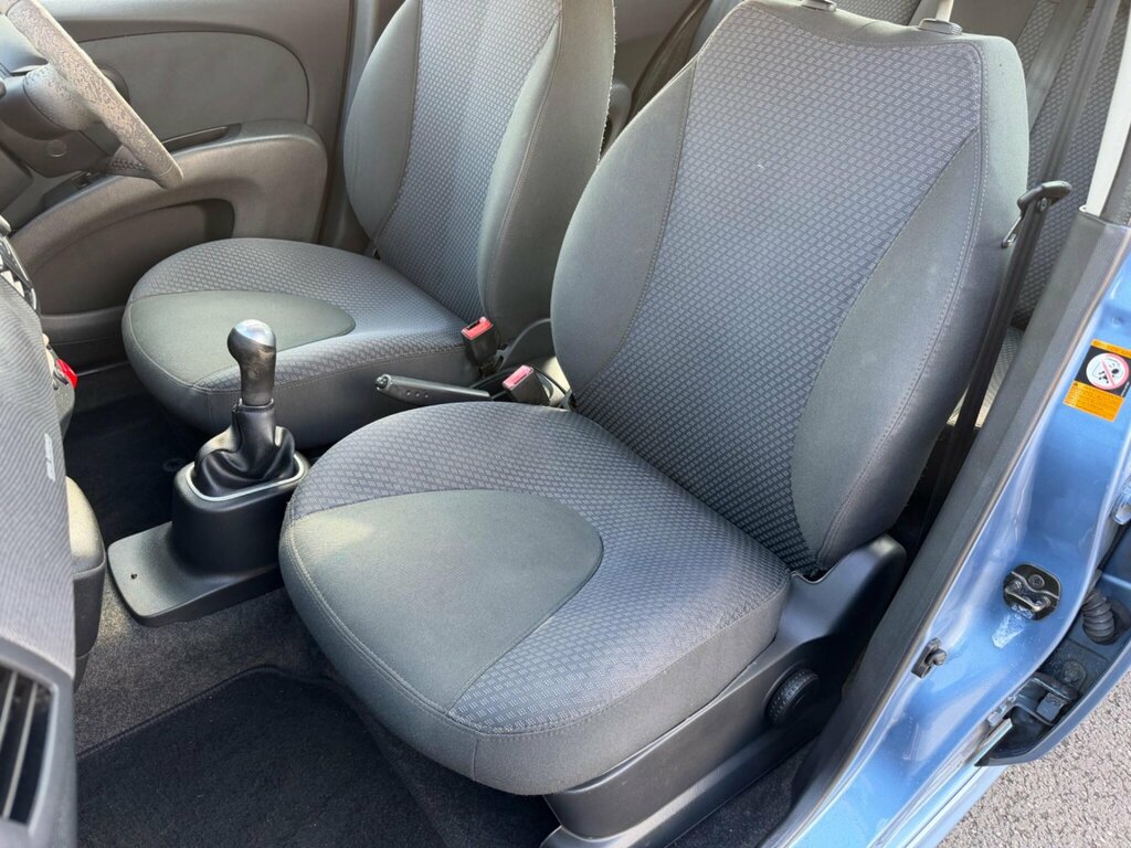 Nissan Micra Essenza Cc 2-Door Silver #12