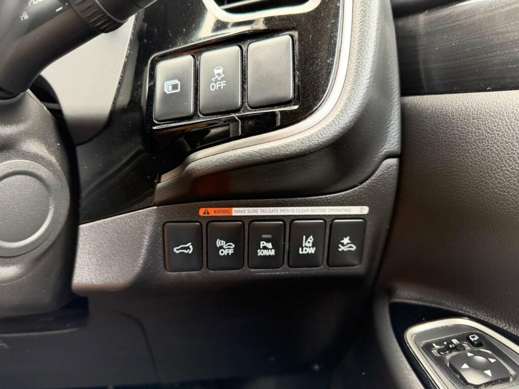 Mitsubishi Outlander 2.0H 12Kwh 4H Plug-in Cvt 4Wd Grey #22