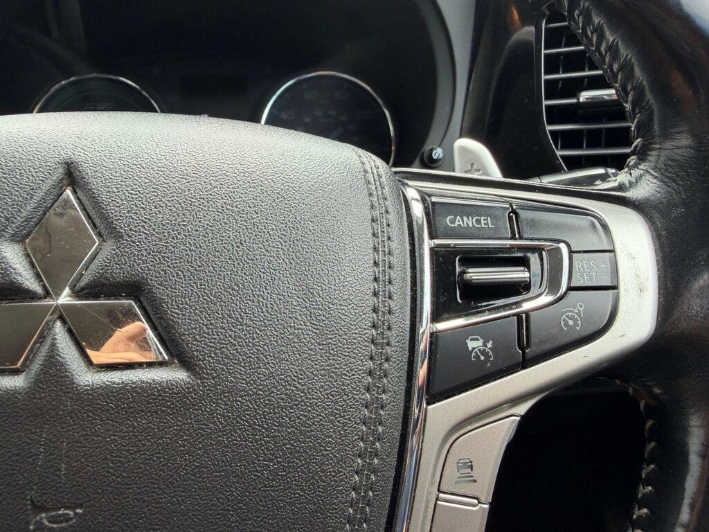 Mitsubishi Outlander 2.0H 12Kwh 4H Plug-in Cvt 4Wd Grey #21