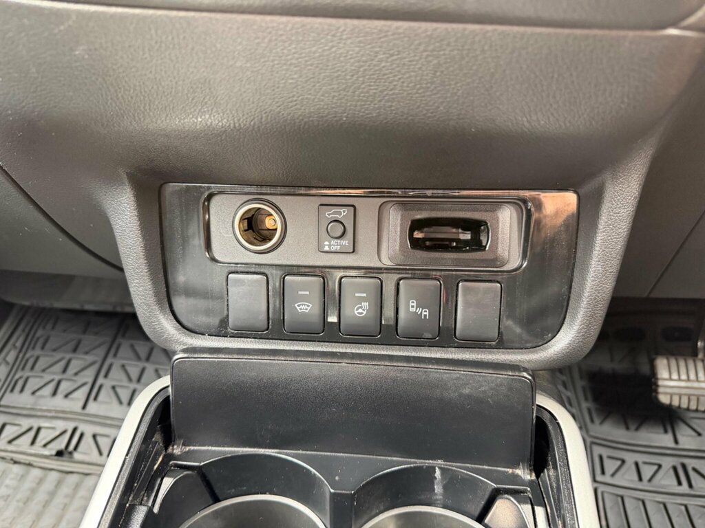 Mitsubishi Outlander 2.0H 12Kwh 4H Plug-in Cvt 4Wd Grey #17