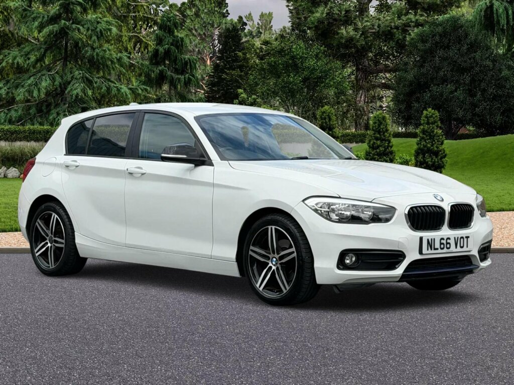 BMW 1 Series 118I Sport Silver #1