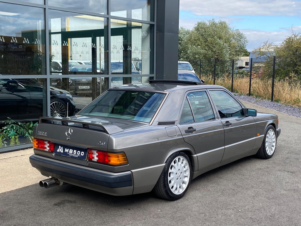 Mercedes-Benz 190 2.6 E  #2