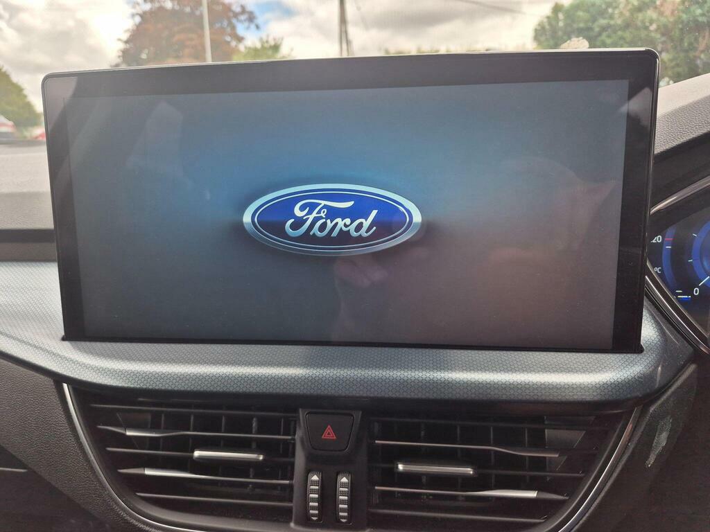 Ford Focus 1.0 Ecoboost Hybrid Mhev 125 St-line X Edition Black #23