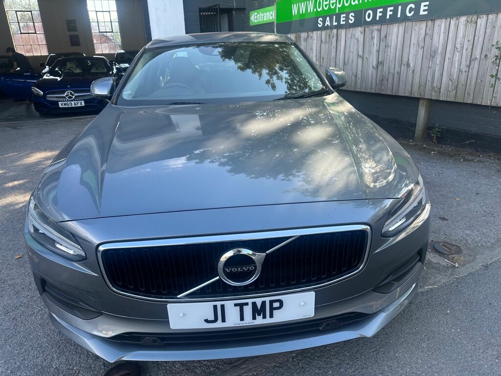 Volvo S90 2.0 T4 Momentum Plus Grey #2