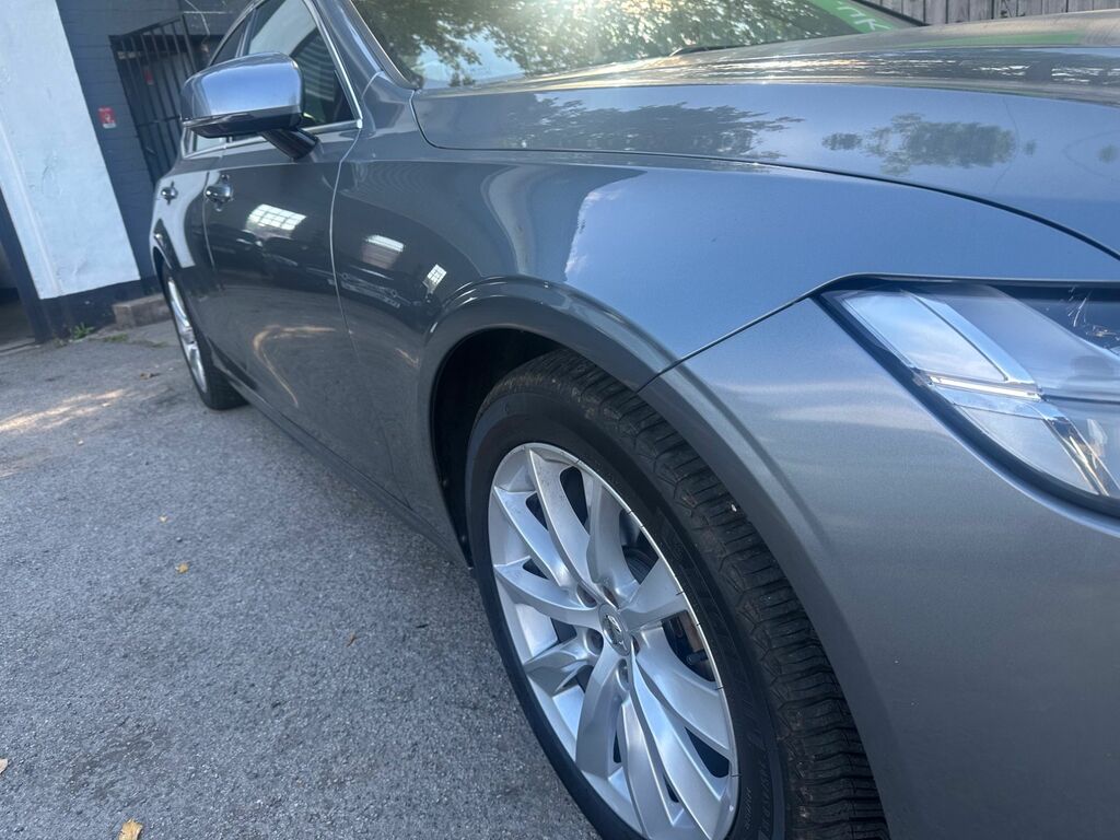 Volvo S90 2.0 T4 Momentum Plus Grey #5