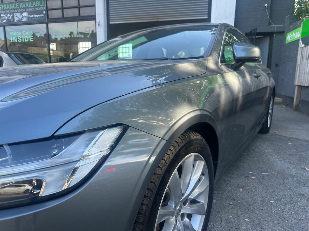 Volvo S90 2.0 T4 Momentum Plus Grey #4