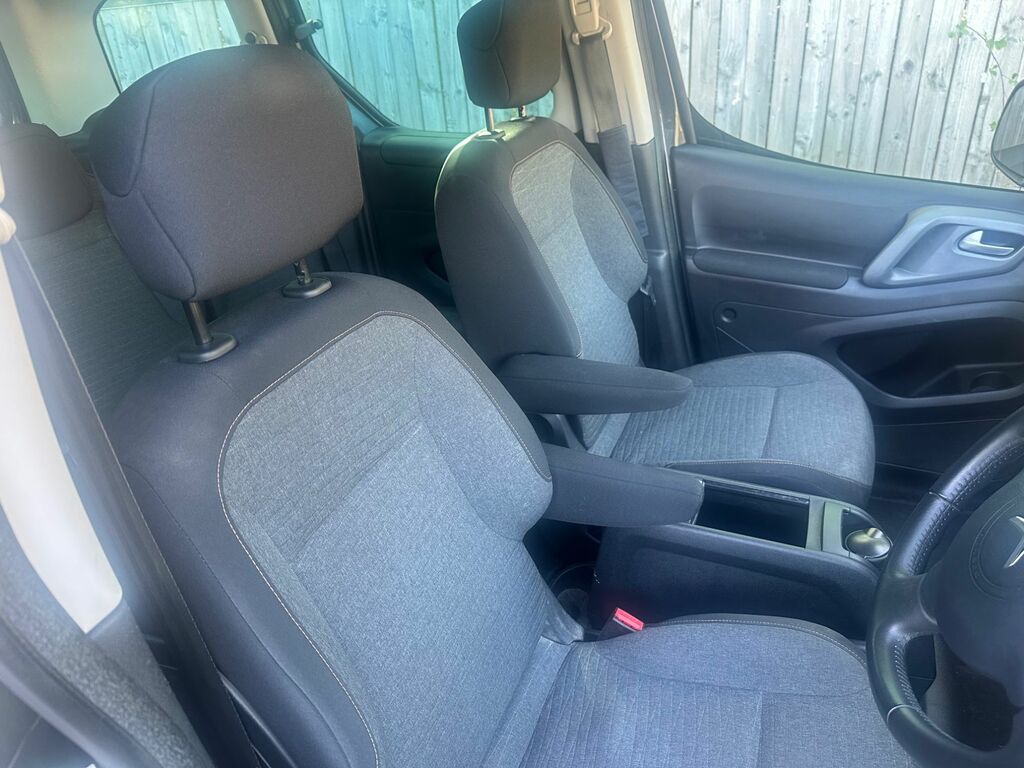Citroen Berlingo 1.6 Bluehdi Flair Multispace Grey #5