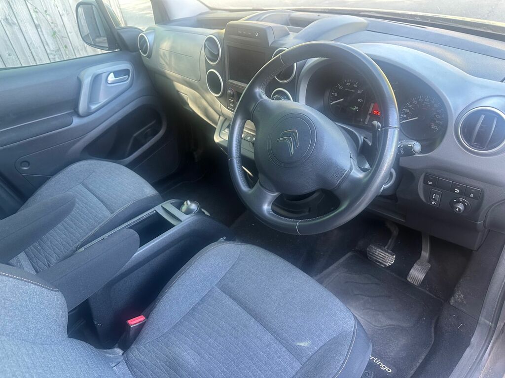 Citroen Berlingo 1.6 Bluehdi Flair Multispace Grey #4