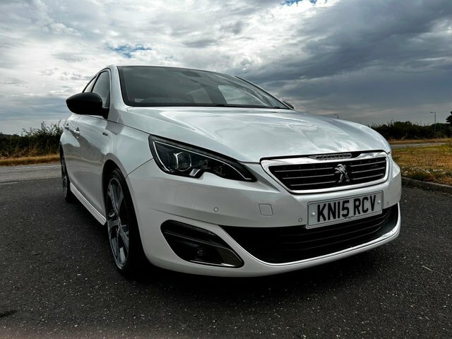 Peugeot 308 1.2 Puretech 130 Allure White #16