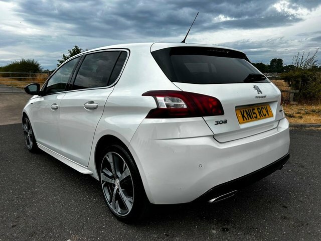 Peugeot 308 1.6 Hdi Gt Line Hatchback Euro 5 White #3