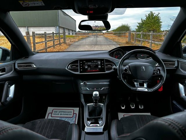 Peugeot 308 1.6 Hdi Gt Line Hatchback Euro 5 White #4