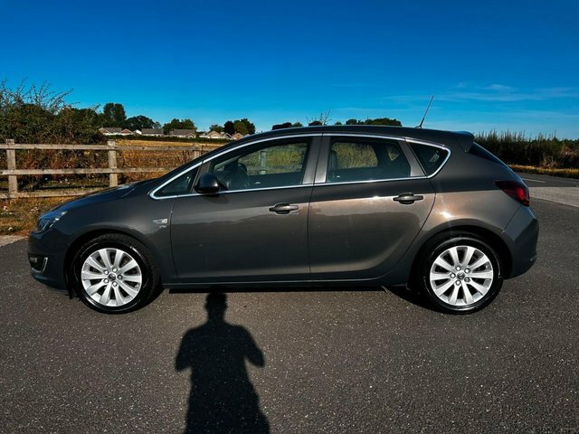 Vauxhall Astra 2.0 Cdti Ecoflex Elite Hatchback Grey #2