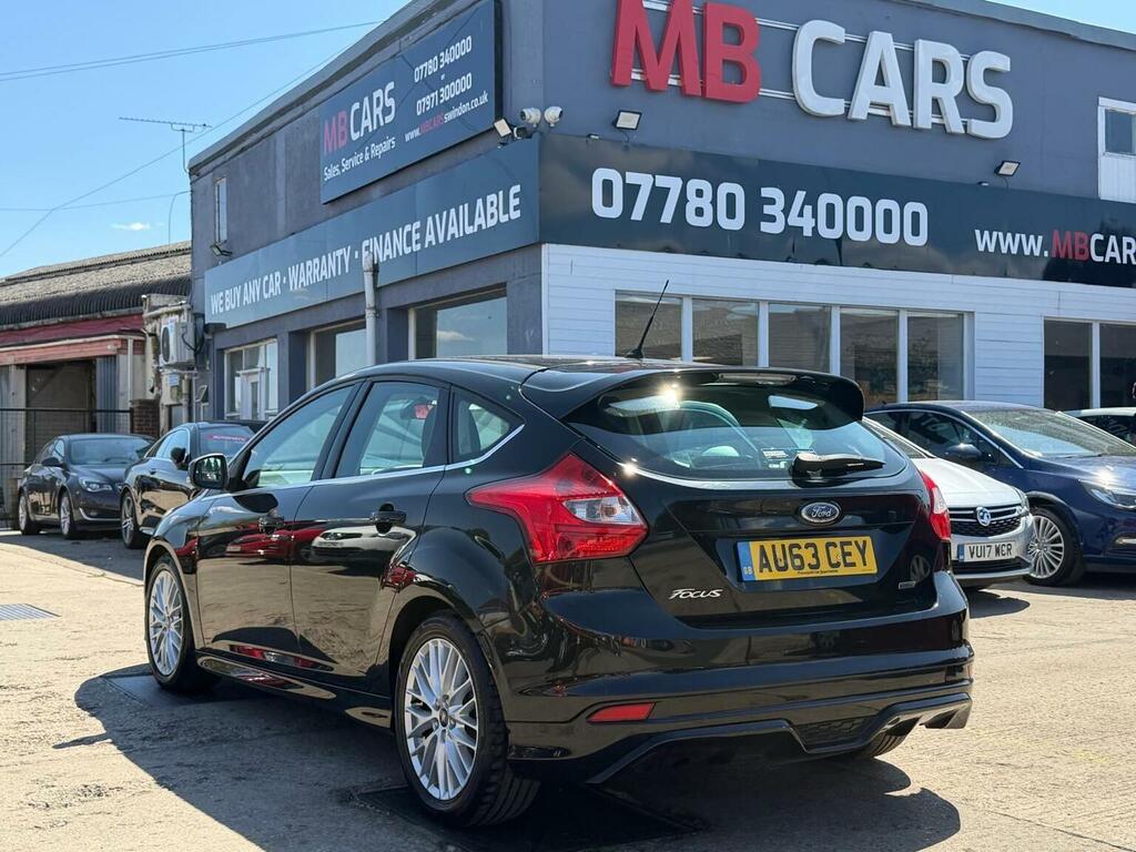 Ford Focus 1.6 Tdci Zetec S Euro 5 Ss AU63CEY Black #2