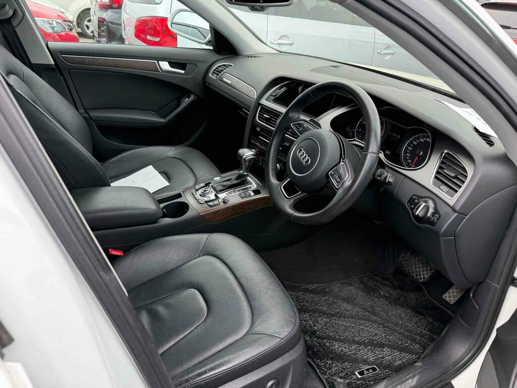 Audi A4 Avant Se White #2