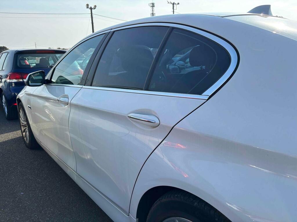 BMW 5 Series Luxury White #5