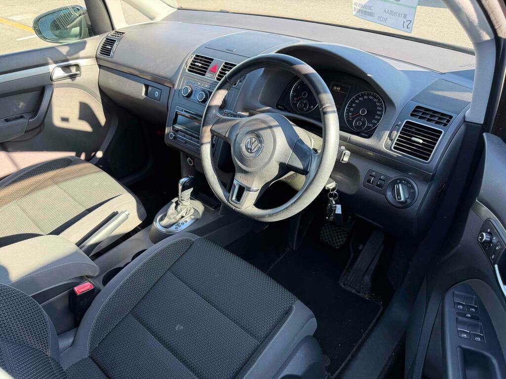 Volkswagen Touran Se Black #3