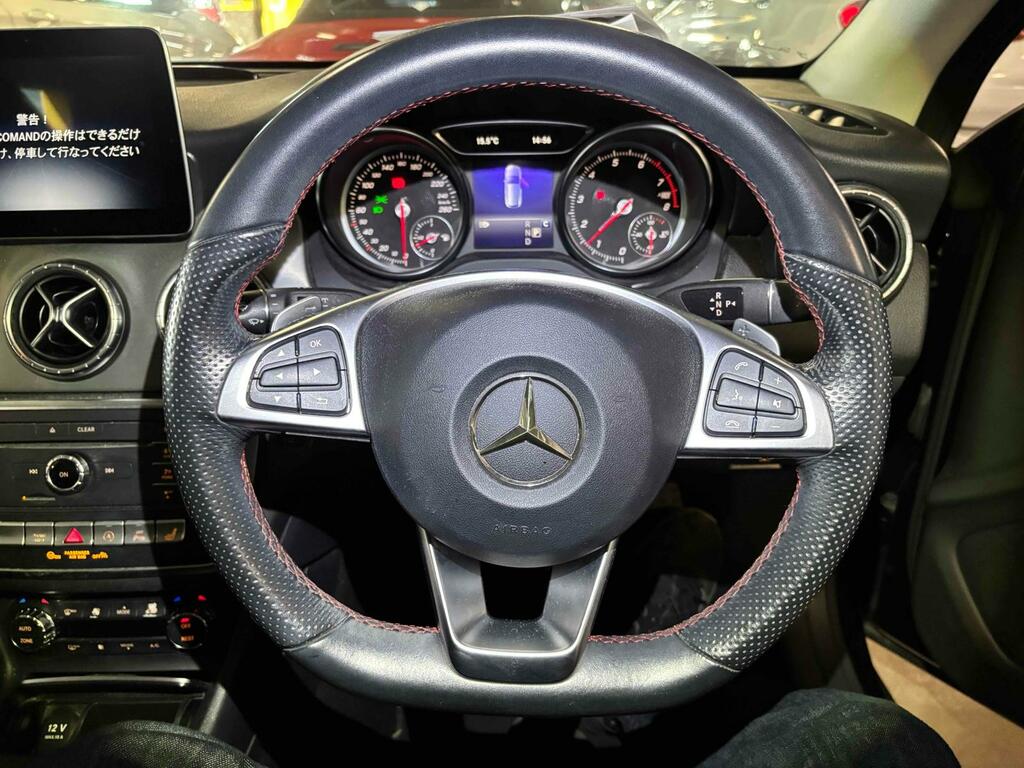 Mercedes-Benz CLA Class Amg Line Black #2