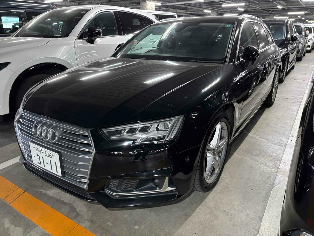 Audi A4 Avant Black Edition Black