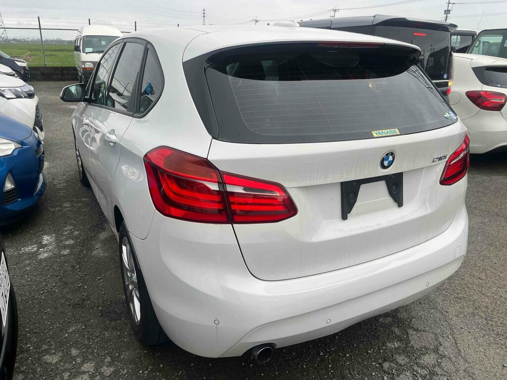 BMW 2 Series Active Tourer Luxury White