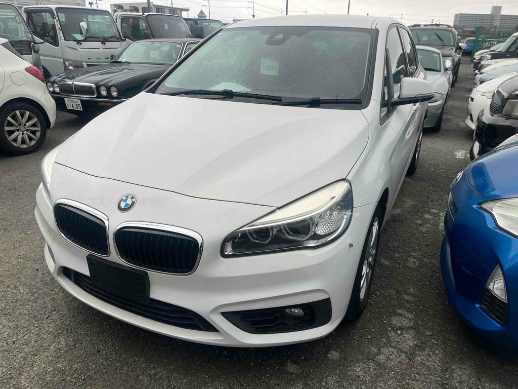 BMW 2 Series Active Tourer Luxury White