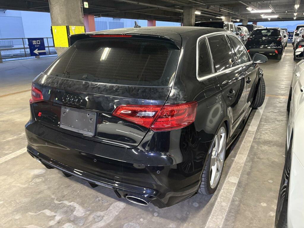 Audi RS3 Rs 3 Sportback 2.5 T Black #2