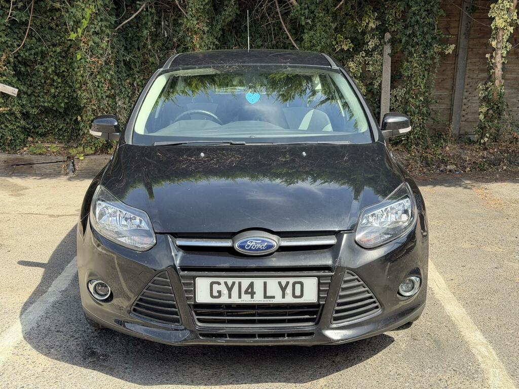 Ford Focus Zetec Black #4