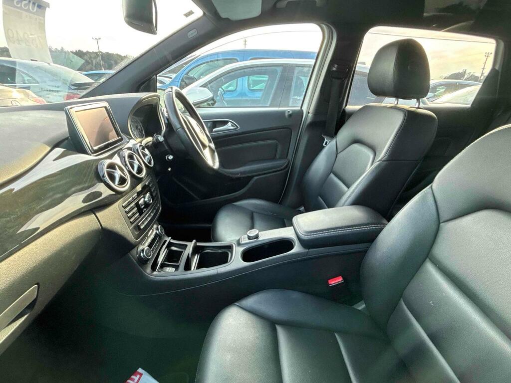 Mercedes-Benz B Class Sport White #2
